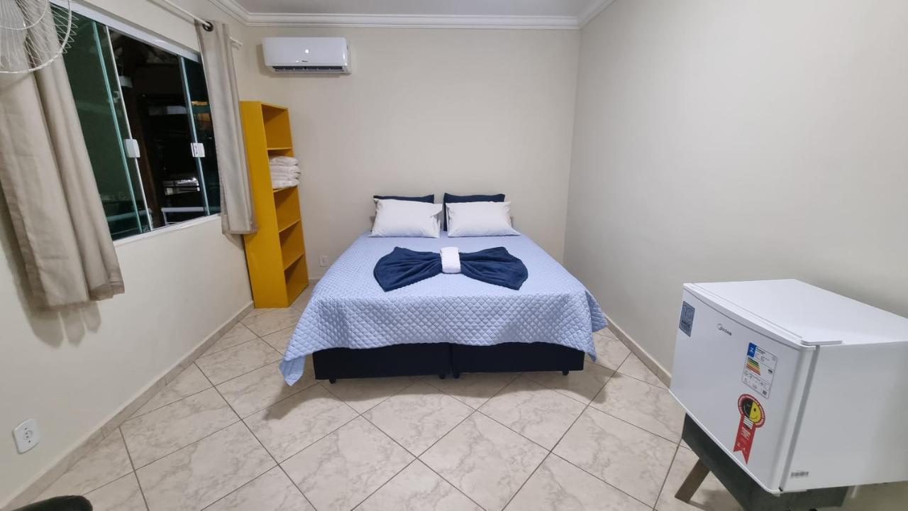 Zenit Hostel Da Cris Cabo Frio Ruang foto